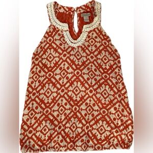 LUCKY BRAND Tank Sleeveless Blouse Crochet Appliqué Button Neck Ikat Print Small